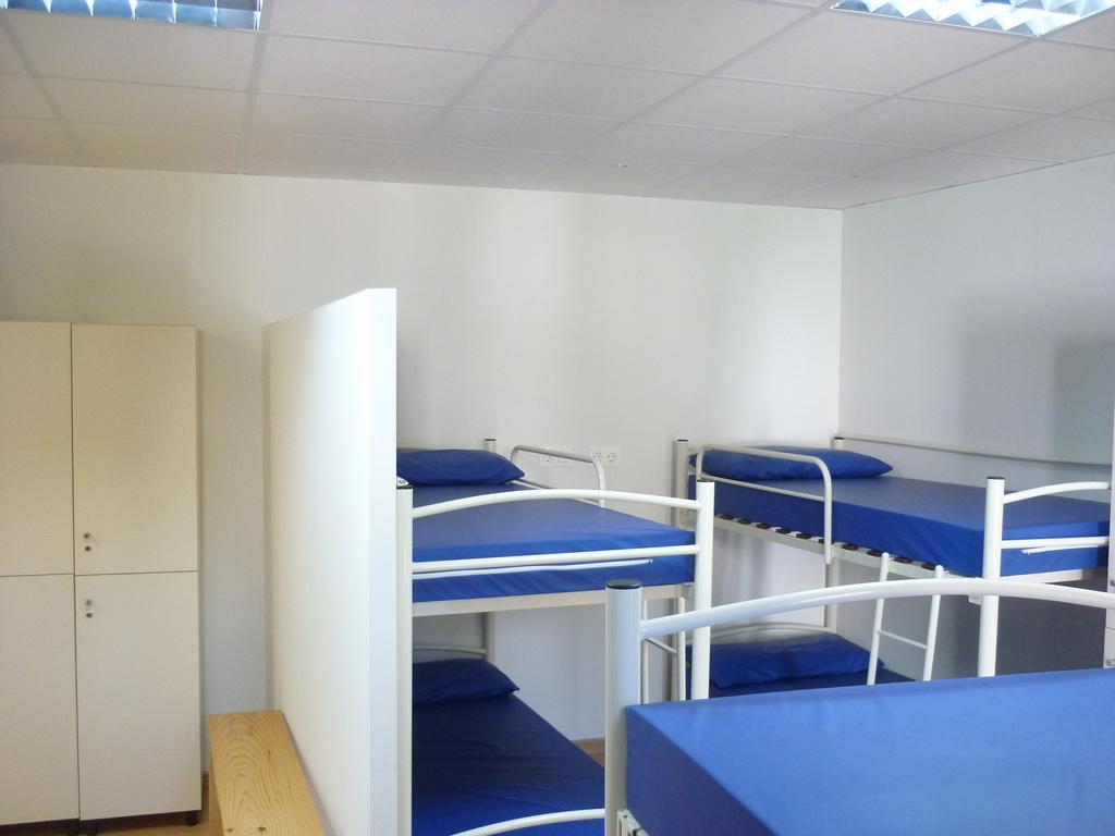 Pension-Albergue Puente Ribeira Sarria Exteriör bild